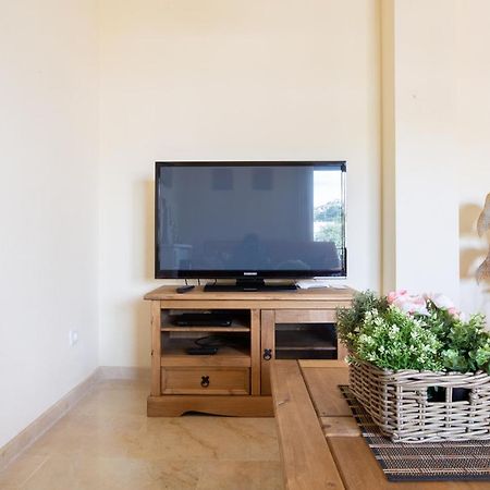 2261-Superb Apt On The Beach, On Duquesa Harbour Manilva Kültér fotó