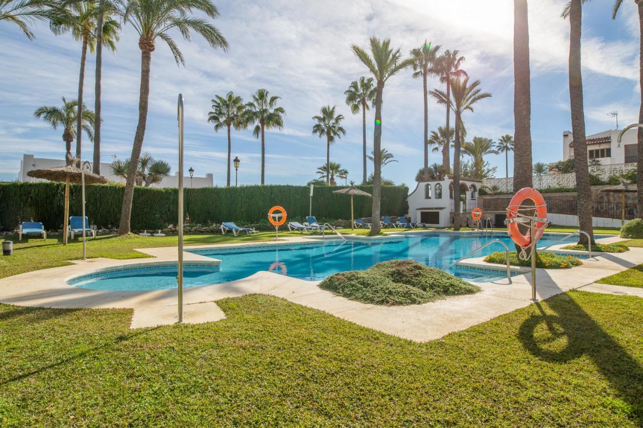 2261-Superb Apt On The Beach, On Duquesa Harbour Manilva Kültér fotó